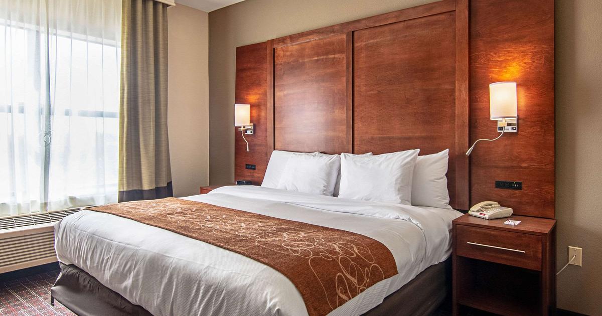 Comfort Suites Nw Dallas Near Love Field from 36. Dallas Hotel Deals