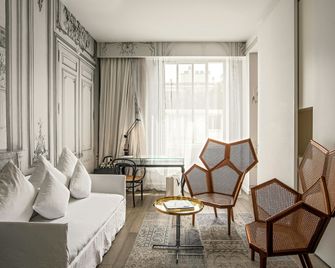 La Maison Champs Elysées - Paris - Bedroom