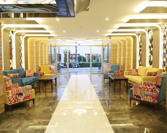 Ozgur Bey Spa Hotel - Alanya - Lobby