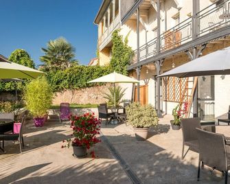 Hotel Le Loft - Trie-sur-Baïse - Patio