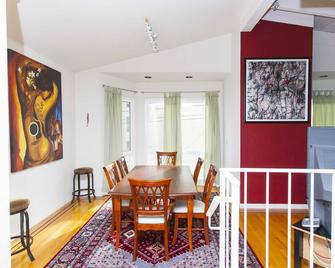 Russian Penthouse Hill Panoramic Views Decks by North Beach Fishermans Wharf Nob - 三藩市 - 餐廳