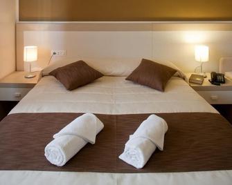 Hotel Canarie - Jesolo - Bedroom