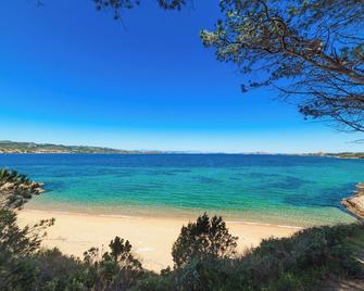 Elegant Residence Ea Bianca 2 Bed Apart sleeps 6 - Cala di Volpe - Beach