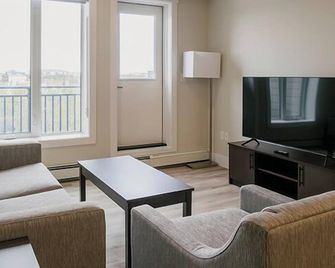 Chateau Nova Yellowknife - Yellowknife - Pokój dzienny