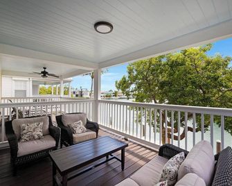 Villa 7075 On Duck Key Boat Slip Available - 2bd 2.5ba - Marathon - Balcon