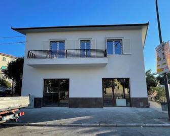 Montecristo B&B - Grosseto - Building
