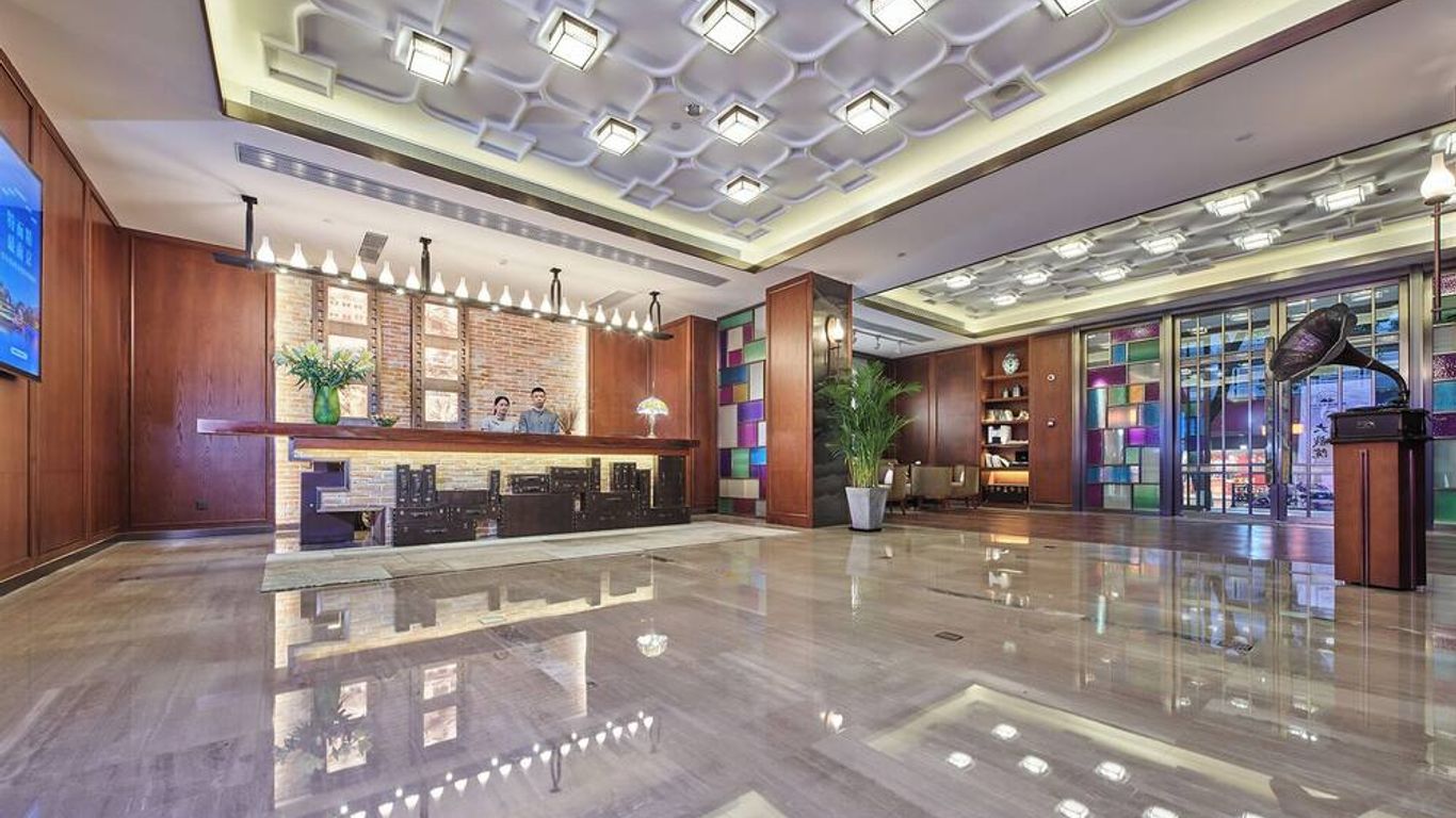 南京夜泊秦淮君亭酒店大戲院店