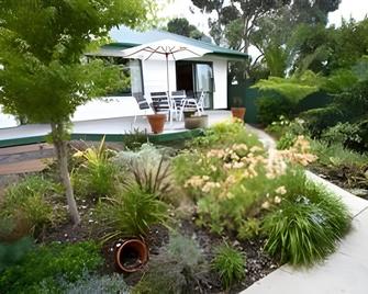 Andreas Bed & Breakfast - Whitianga - Edificio