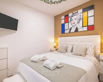 Casa dSanz 'Relax con bañera de hidromasaje' - Alcalá de los Gazules - Habitación