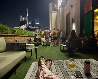 Fairlane Hotel - Nashville
