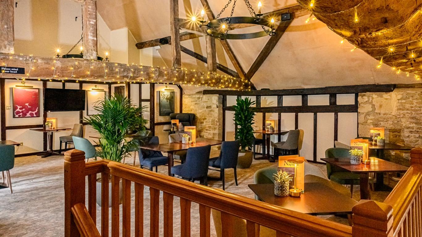 Voco Oxford Thames By IHG