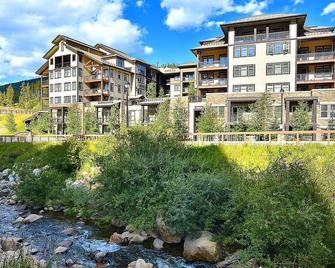 Founders Pointe 1 bedroom Condo by RedAwning - Winter Park - Building