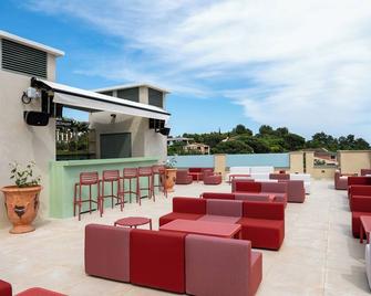 Château Rose Golfe de Saint Tropez-Grimaud - Grimaud