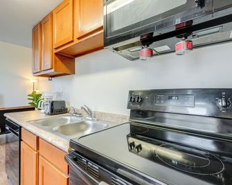 Unique And Stylish Studio Loft in Huntin - Huntington - Kuchyň