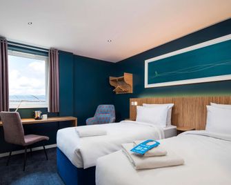 Travelodge Rugby Central - Rugby - Slaapkamer