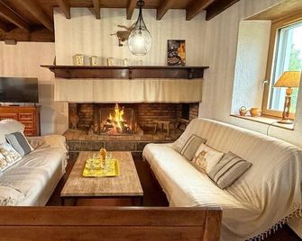 Chez Escarain - Arette - Arette - Huiskamer
