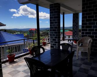 Himalayan Retreat - Pālampur - Балкон