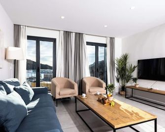 Puerta Real - Cartagena - Huiskamer