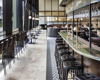 نوفوتيل أوكلاند إيربورت - أوكلاند - بار