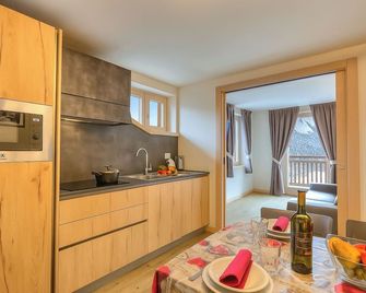 Cima Bianca, Livigno, Italy - Livigno - Kitchen