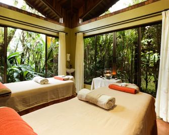 Arenal Paraíso Resort & Thermo Mineral Hot Springs - Fortuna - Chambre