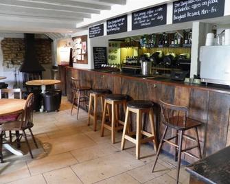 The Talbot Inn - Witney - Bar