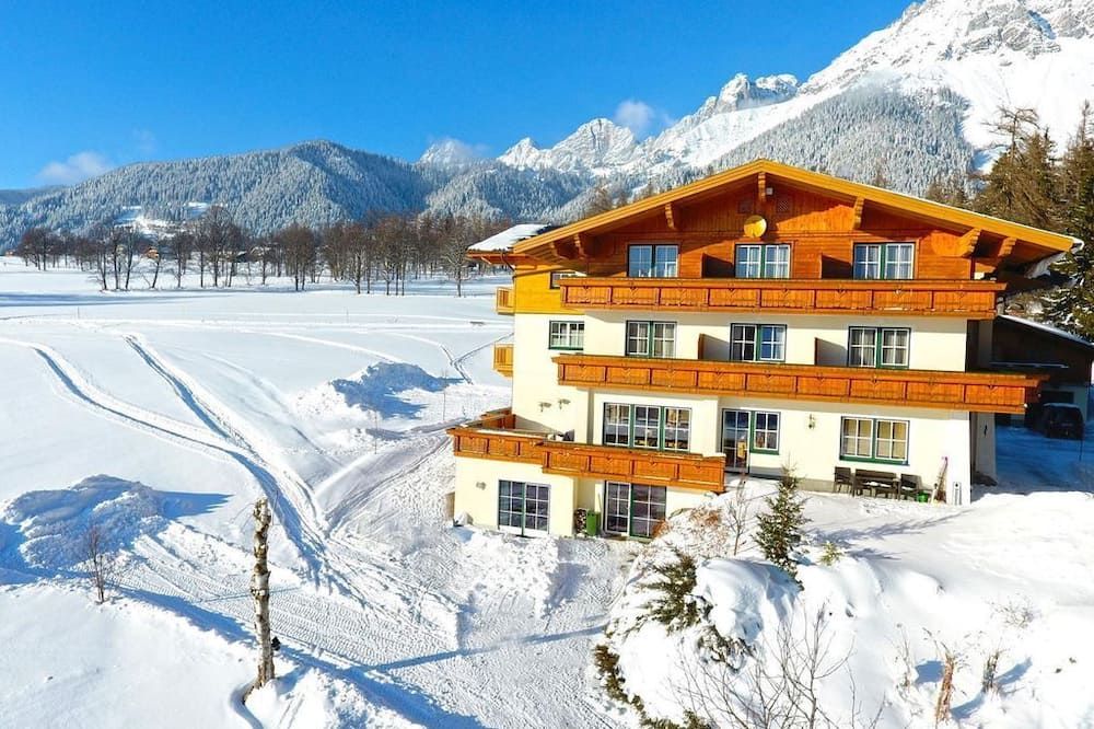 Double room with shower, WC - Alpenperle - ראמזאו אם דאכשטיין - בניין