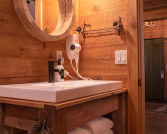 Elkhorn Cabins And Inn - West Yellowstone