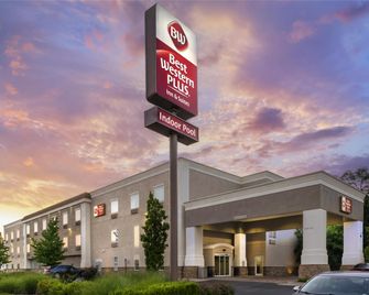 Best Western Plus Eastgate Inn & Suites - וויצי'טה - בניין