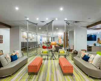 TownePlace Suites by Marriott Orlando at SeaWorld - Orlando - Lounge