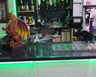 The Trentham Hotel - Blackpool - Bar