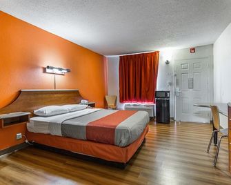 Motel 6 Mount Vernon, IL - Mount Vernon - Bedroom