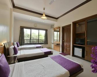 Orient Beacon Resort, Panchagani - Panchgani - Bedroom