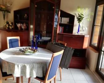 Ferienwohnung Meisenthal nähe Nürburgring - Kelberg - Dining room