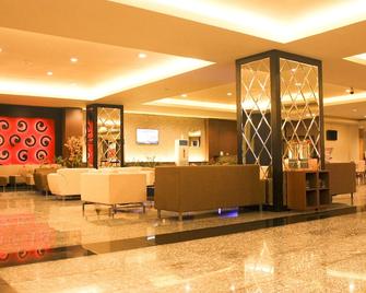 Grand Asia Hotel - Makassar - Lobby