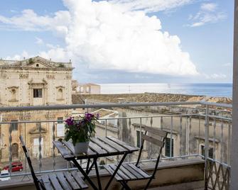 Maison Ortigia - Siracusa - Balcony