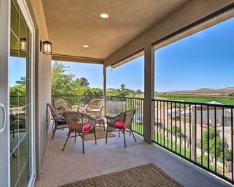 Hurricane Getaway w/ Yard - 25 Mi to Zion! - Hurricane - Balcony