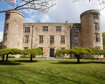 Best Western Walworth Castle Hotel - Darlington - Κτίριο