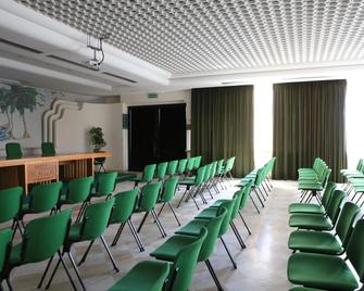Hotel Calabresi - San Benedetto del Tronto