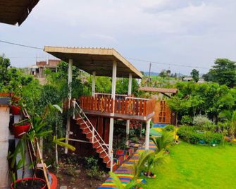 Leopard Farmhouse - Mhow - Building