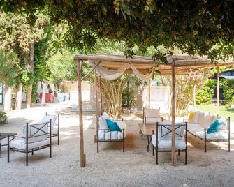 Hotiday Otranto Porto - Otranto - Patio
