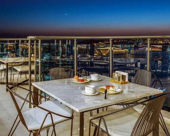 Signature Blue Resort Kusadasi - Kusadasi - Balkon