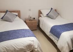 The Premier Suite - Fully Airconditioned - Ample Parking - Naxxar - Habitació