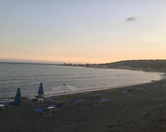 Governors Beach Panayiotis - Zygi - Praia