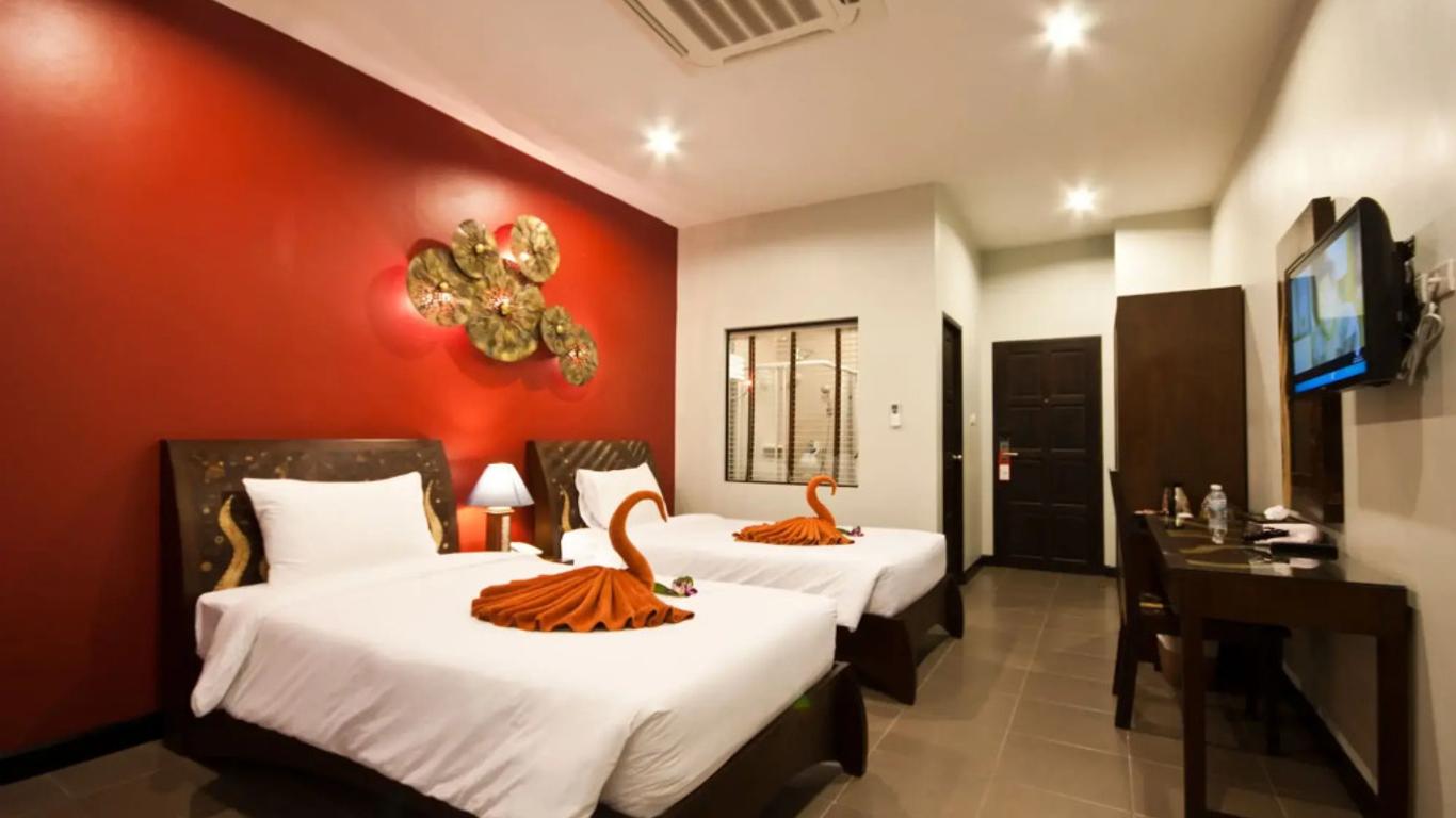 Meir Jarr Hotel Patong