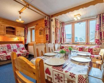 Ski In-Out - Heart of Val Thorens Cosy Apartment, WiFi - Val Thorens - Comedor