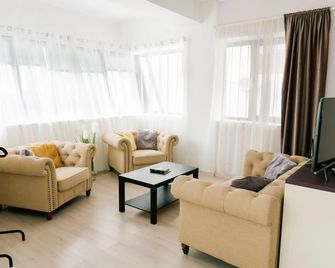 Chic Studio - Bucharest - Living room