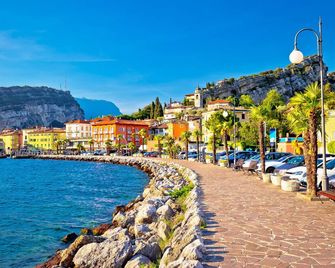 Casa Andreas & Corinna - Happy Rentals - Riva del Garda - Playa