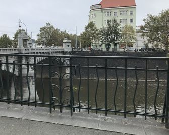 Apartman Mrakodrap - Pilsen - Außenansicht