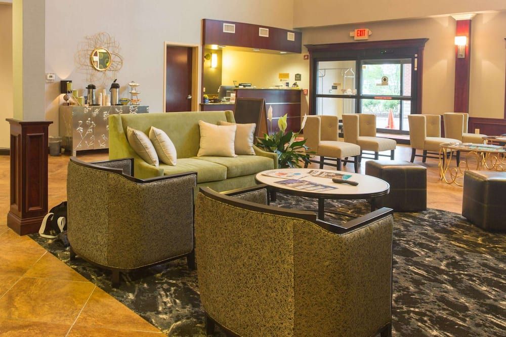 Parke Regency Hotel & Conference Center - בלומינגטון - מסעדה